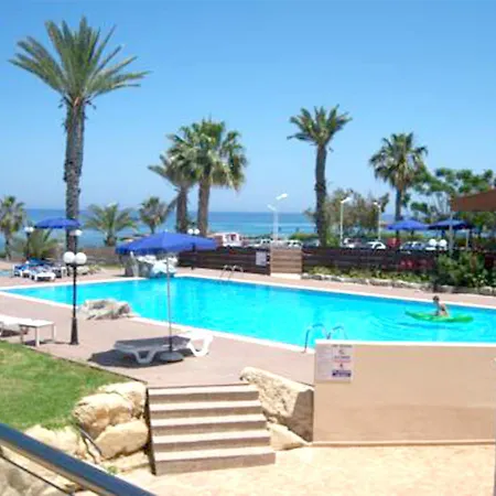Apartamento Pallinion Beachfront