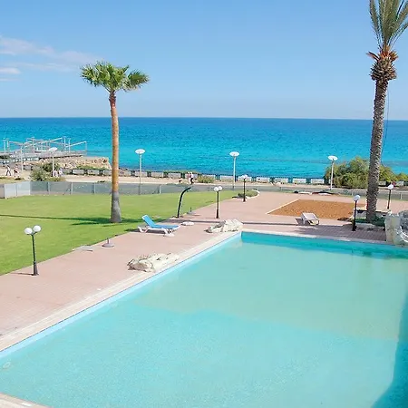 Apartamento Pallinion Beachfront *