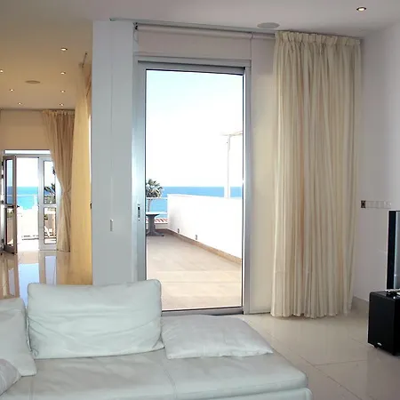 Pallinion Beachfront